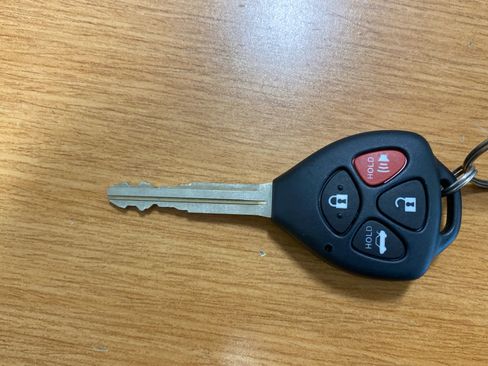 Used 2013 Toyota Corolla LE image 39