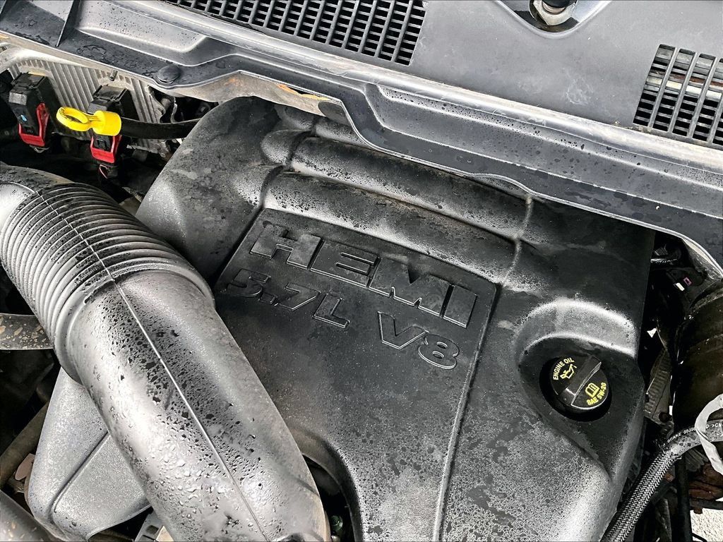 Used 2014 RAM 1500 Express w/ Black Ram 1500 Express Group AWD/4WD image 31