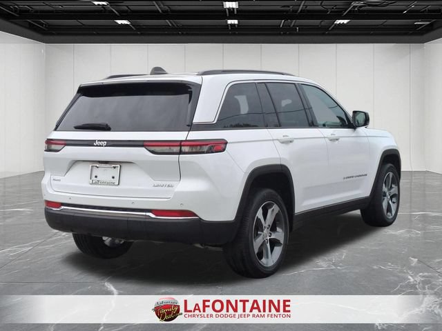Used 2024 Jeep Grand Cherokee Limited AWD/4WD image 5