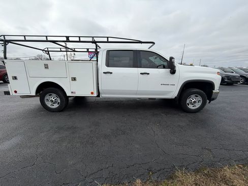 Used 2021 Chevrolet Silverado 2500 W/T w/ WT Convenience Package image 2