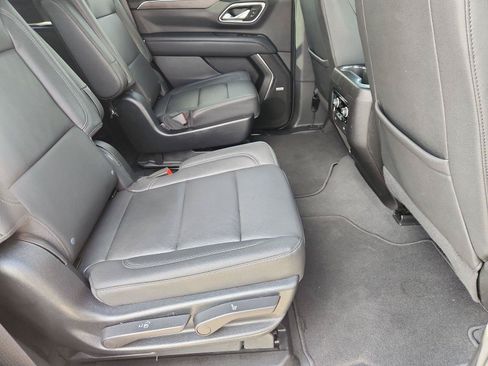 Used 2023 Chevrolet Tahoe LT w/ LT Signature Package AWD/4WD image 27