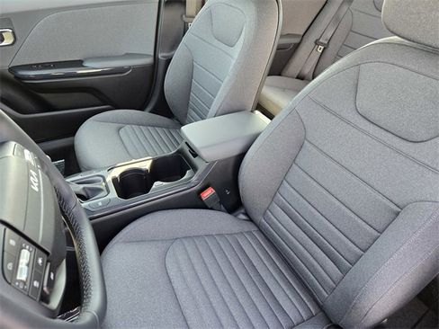 New 2025 Kia K4 EX image 19