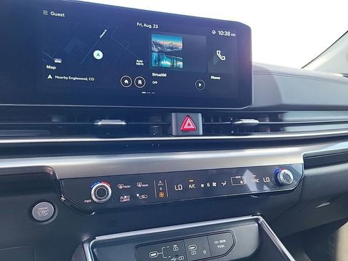 New 2025 Kia Carnival SX image 10