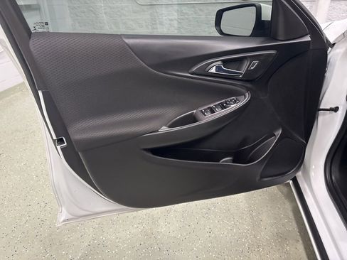 Used 2022 Chevrolet Malibu RS image 13