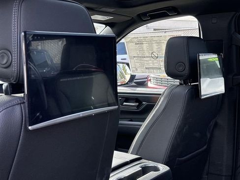 New 2026 GMC Yukon XL Denali w/ Sun & Power Step Package image 28