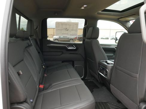 New 2026 Chevrolet Silverado 1500 LTZ w/ LTZ Premium Package AWD/4WD image 13
