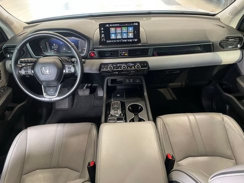 Used 2024 Honda Pilot Elite image 13