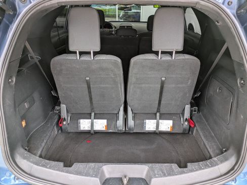 Certified 2018 Ford Explorer XLT FWD image 13