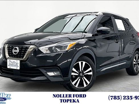 Used 2020 Nissan Kicks SR FWD image 1