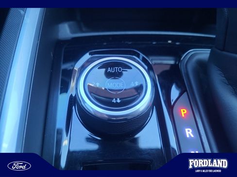 Used 2026 Chevrolet Colorado Trail Boss AWD/4WD image 33