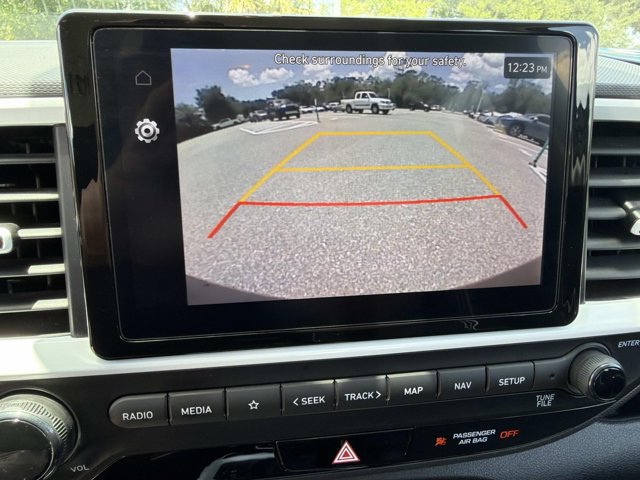 Used 2023 Hyundai Venue Limited w/ Cargo Package FWD image 29