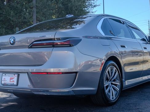 Used 2024 BMW i7 eDrive50 image 30