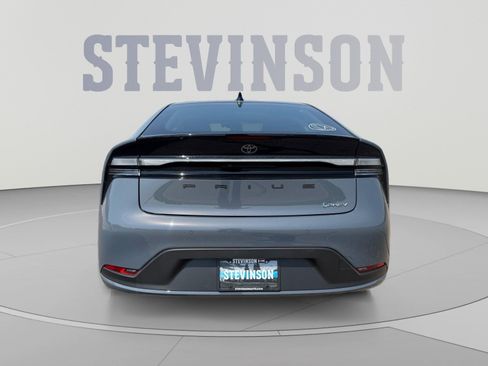 New 2026 Toyota Prius Plug-In Hybrid FWD image 4