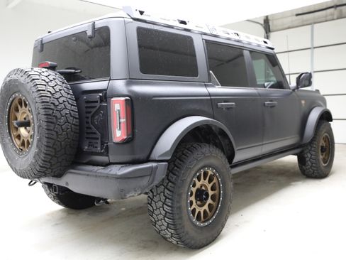 Used 2023 Ford Bronco Badlands image 4