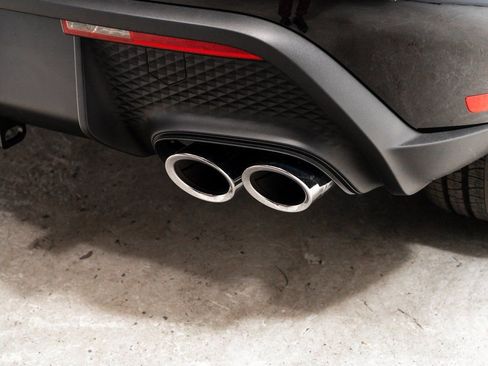 New 2026 Porsche Macan AWD/4WD image 33