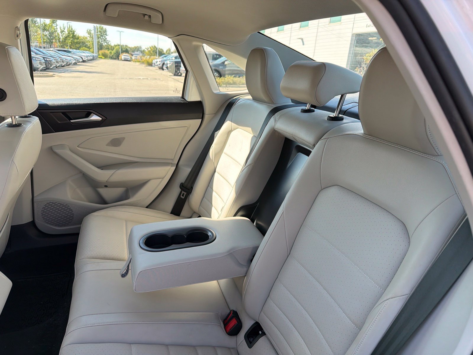 Used 2023 Volkswagen Jetta SE w/ Panoramic Sunroof Package FWD image 24
