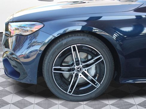 Used 2026 Mercedes-Benz E 350 4MATIC Sedan image 12