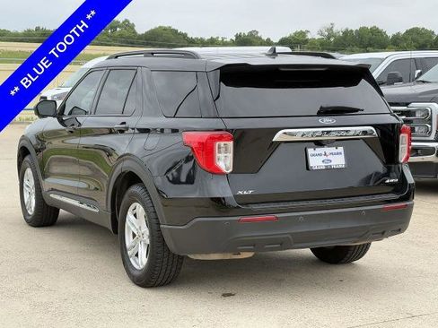 Certified 2022 Ford Explorer XLT AWD/4WD image 6