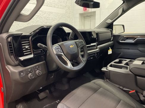 New 2026 Chevrolet Silverado 1500 LT image 17