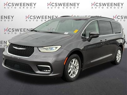 Used 2022 Chrysler Pacifica Touring-L