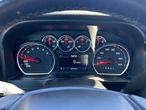 Used 2020 Chevrolet Silverado 1500 LT w/ All-Star Edition image 18