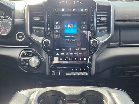 Used 2024 RAM 1500 Laramie image 13