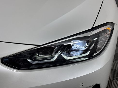 Used 2021 BMW 430i Coupe w/ Convenience Package RWD image 12