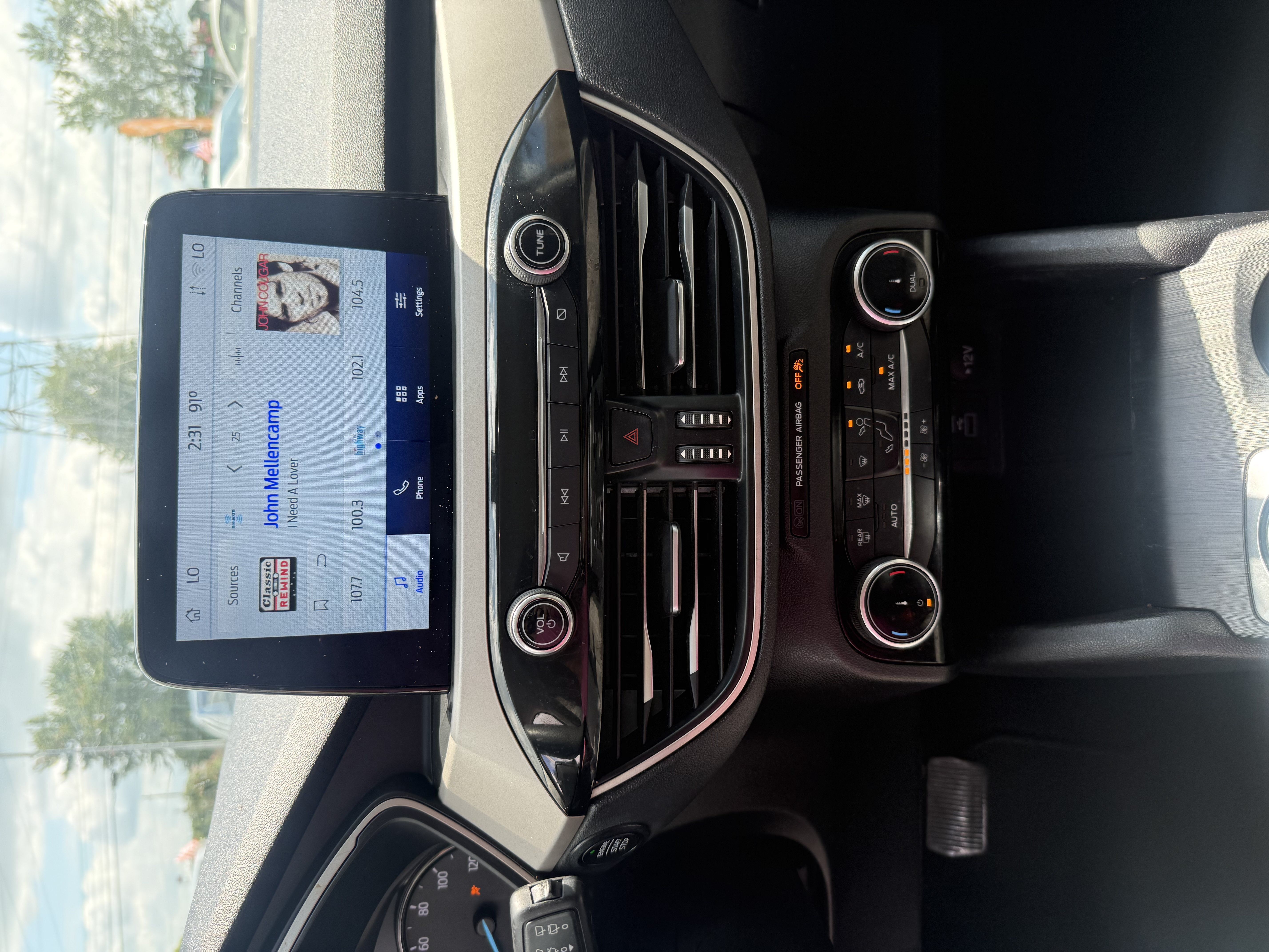 Used 2022 Ford Escape SE AWD/4WD image 13