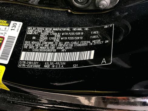 Used 2017 Toyota Sienna SE image 37