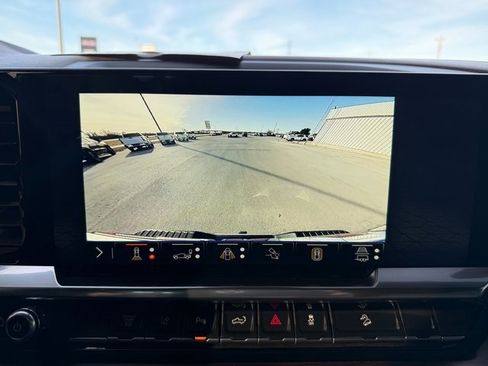 Used 2024 GMC Sierra 2500 SLT w/ Texas SLT Premium Package image 17