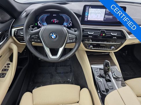 Certified 2023 BMW 530e w/ Premium Package RWD image 13