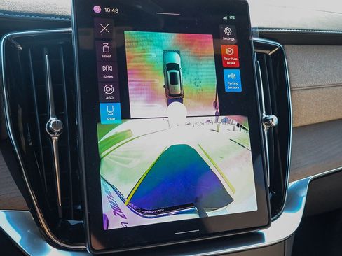 New 2026 Volvo XC90 B6 Ultra image 36