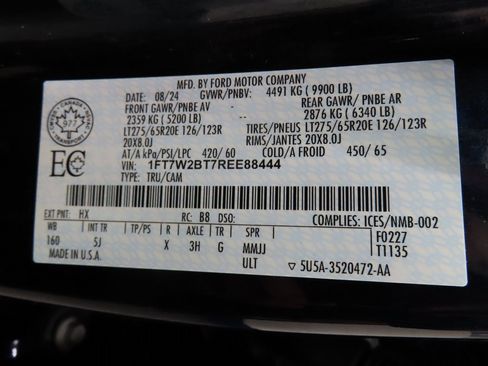 Used 2024 Ford F250 Lariat w/ Black Appearance Package image 62