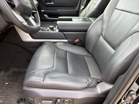 Used 2023 Toyota Tundra Platinum w/ Advanced Package AWD/4WD image 7
