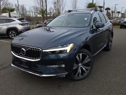 Used 2023 Volvo XC60 B5 Plus w/ Climate Package