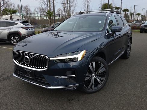 Used 2023 Volvo XC60 B5 Plus w/ Climate Package image 1