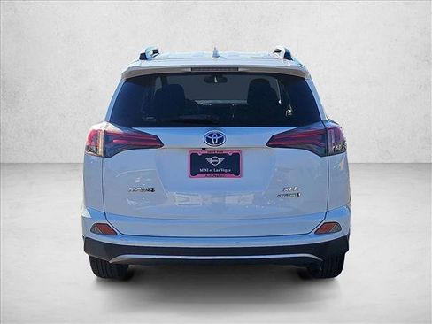 Used 2017 Toyota RAV4 XLE image 7