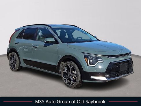 Certified 2024 Kia Niro SX Touring image 1