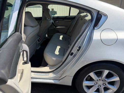 Used 2012 Acura TL w/ Technology Package FWD image 13
