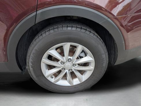 Used 2017 Kia Sorento LX image 36