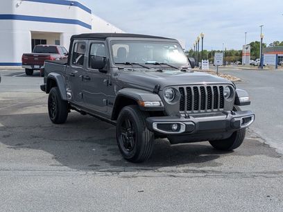 Used 2021 Jeep Gladiator Sport