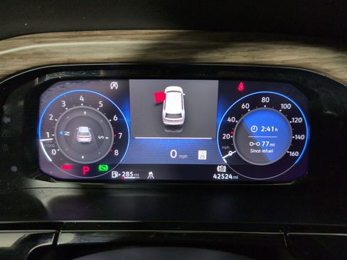 Used 2024 Volkswagen Atlas SEL Premium R-Line image 17