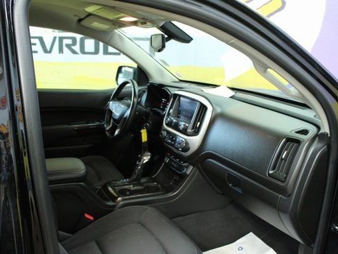 Used 2022 GMC Canyon Elevation w/ Trailering Package image 10