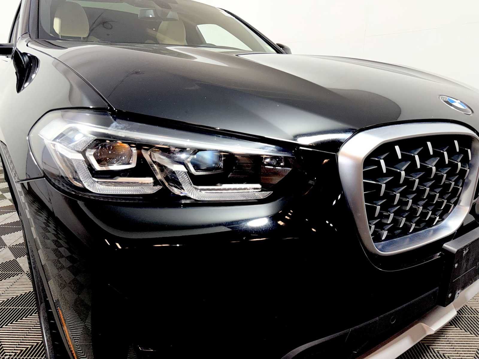 Used 2023 BMW X4 xDrive30i w/ Premium Package AWD/4WD image 25