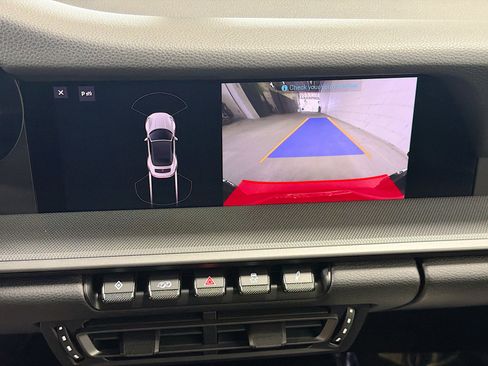 Used 2020 Porsche 911 Carrera image 29