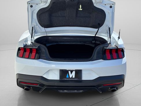 Used 2025 Ford Mustang Premium RWD image 6
