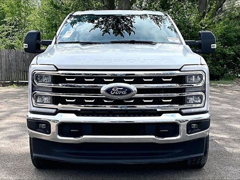 Used 2024 Ford F250 Lariat AWD/4WD image 7
