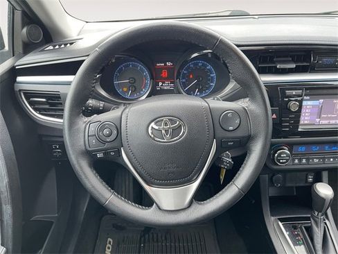Used 2014 Toyota Corolla S image 12