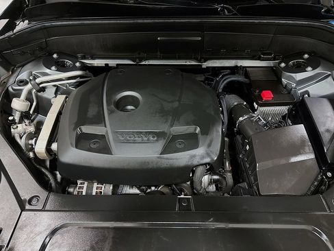 Used 2018 Volvo XC90 T5 Momentum w/ Convenience Package image 41