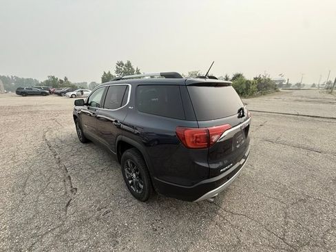 Used 2019 GMC Acadia SLT AWD/4WD image 3